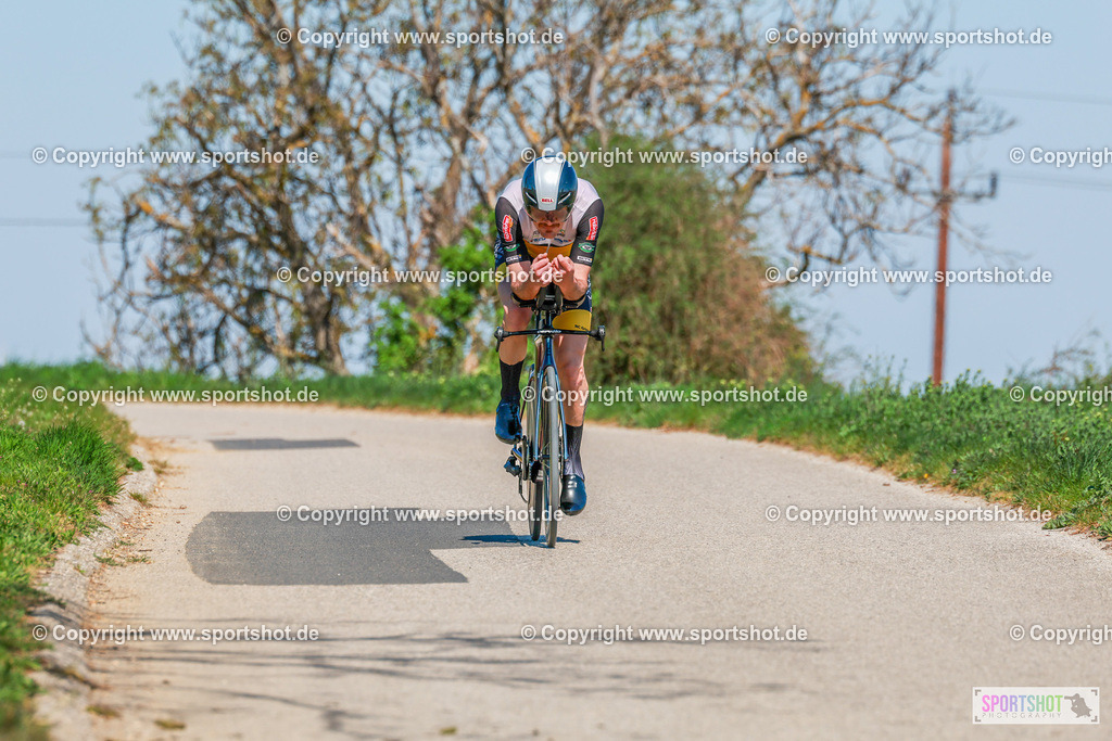 200_AR7_3915 | Neusiedlersee Radmarathon 2026@sportshot_your_pictrs #yourpictures#roadtowm2029 #nrm #neusiedlerseeradmarathon #neusiedlersee #neusiedlerseetourismus #burgenland #mörbisch #nrm26 #burgenlandtourismus #voglundco #poweredbyburgenlandtourismus #radsport #rad #marathon #ucigranfondo #visitburgenland #ucigranfondoworldseries