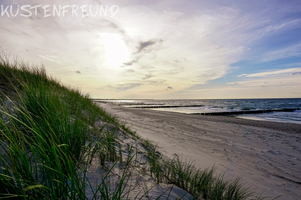 Meerbilder Ostsee: Fotoleinwand | Entdecke deine Lieblingslandschaft von der Küste – auf Ostsee Leinwand, Nordsee Leinwand, Alu Dibond oder Acrylglas, passend für jeden Geschmack und Raum.