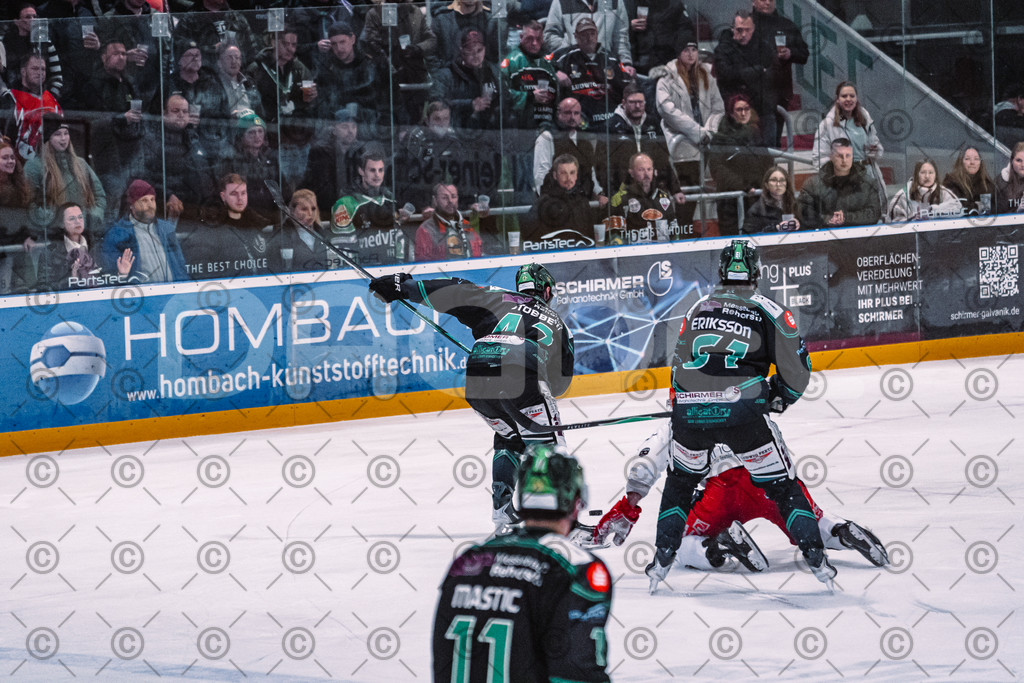 Alligators_vs_Hannover_PO_10_03_2026-20 | Höchstadt Alligators Fotogalerie: Eishockey-Action aus Franken. Professionelle Spielfotos, Portraits & Stadionbilder zum Download. Jetzt entdecken! - Realisiert mit Pictrs.com
