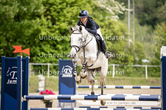 Bad_Meinberg_06429 | saradresslerfotografie - Realisiert mit Pictrs.com