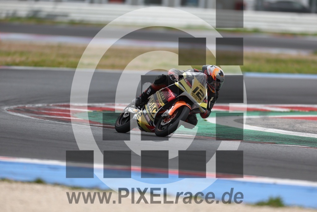 0012-20260331_00483 | Schöne Erinnerungen an spannende Momente - das festzuhalten ist unser Job. PIXELrace.de ist seit 2003 auf den Rennstrecken Europas unterwegs um die Action draußen beim Fahren und die wunderbare Stimmung imm Fahrerlager für euch einzufangen.
