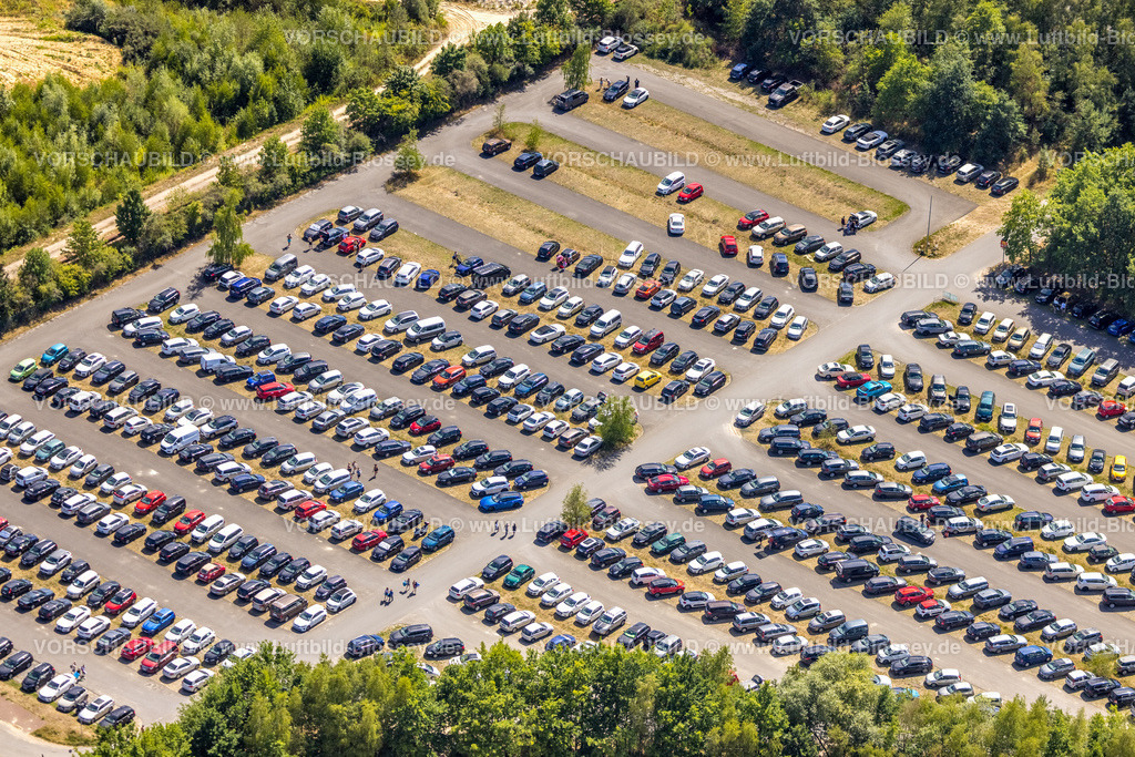 Haltern220800348 | Luftbild Badende im Silbersee Haltern bei Sythen, Ansturm auf das türkisfarbene Wasser bei über 30 Grad,  Lehmbraken, Haltern am See, Ruhrgebiet, Nordrhein-Westfalen, Deutschland