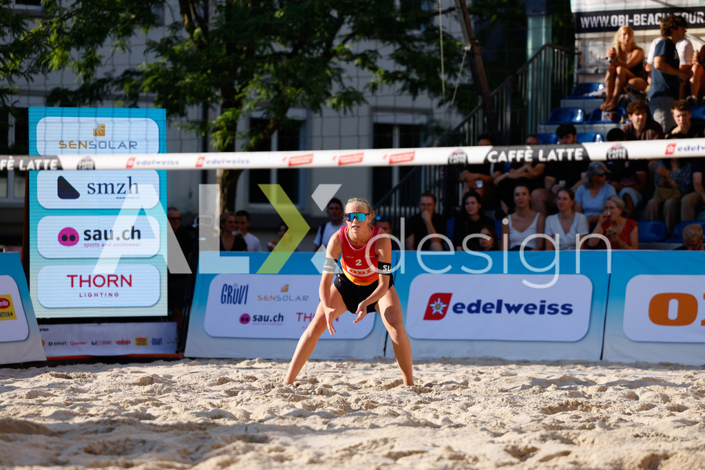 Obi BeachTour 2026 - Basel | BASEL, SWITZERLAND - JULY 17: LINDA ABBÜHL (SUI) during the Obi BeachTour 2026 match between BOSSART / ABBÜHL (SUI) and KLUSER / SCHWAB (SUI) at Barfüsserplatz on July 17, 2026 in Basel, Switzerland. - Realisiert mit Pictrs.com
