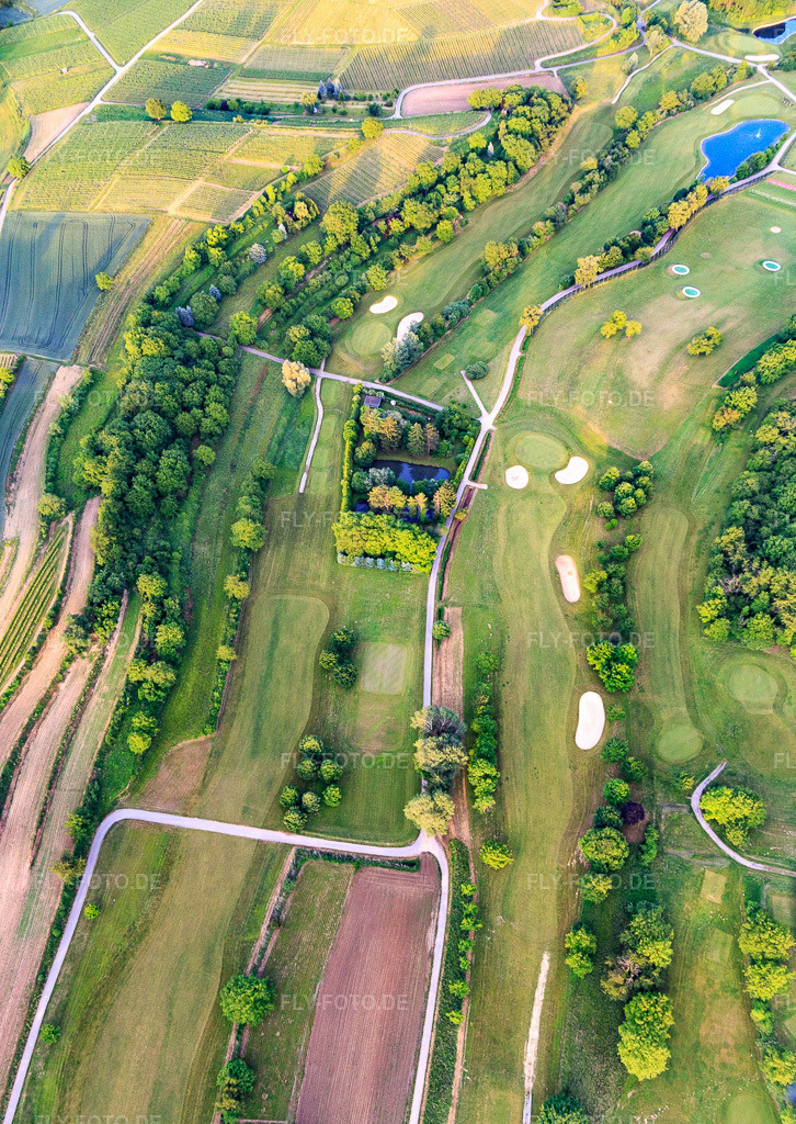 Luftbild: Europa-Park Golfclub Breisgau im Ortsteil Tutschfelden in Herbolzheim im Bundesland Baden-Württemberg in Deutschland. Foto: IMG_147474.jpg vom 29.05.2025 durch Werner Riehm/FLY-FOTO.deGolfclub Breisgau - Europa-Park Golfclub Breisgau e.V
