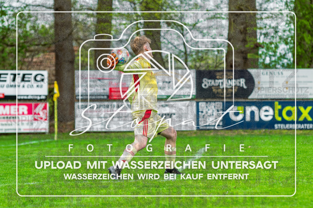 DZC_1121-Verbessert-RR | Finn Stockhausen (TSV Wietzendorf #75) beim Herren Kreisliga HK Spiel zwischen FG Fulde-Stellichte und TSV Wietzendorf im Fulder Zentralstadion, Fulde (Simon Paul Stopat) - Realisiert mit Pictrs.com