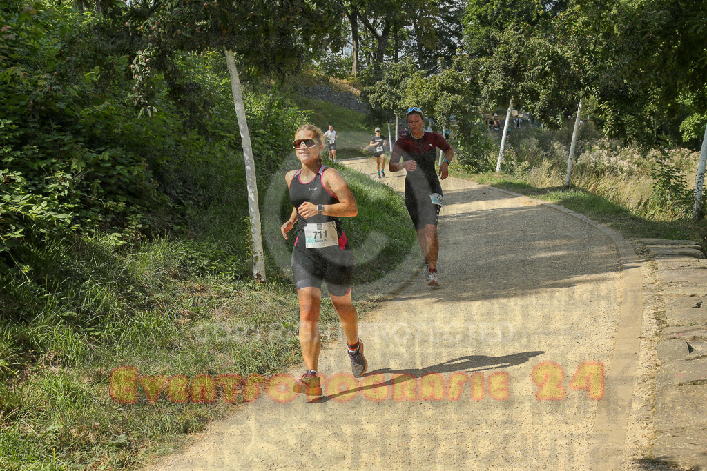 250824_1449_EX1_7664 | Sportfotografie im Rhein-Sieg Kreis, Köln, Bonn, NRW, Rheinland Pfalz, Hessen, etc. Unser Tätigkeitsfeld umfasst den Laufsport vom Volkslauf über den Marathon, Duathlon, Triathon bis zum Ultralauf wie Kölnpfad Ultra oder Schindertrail.