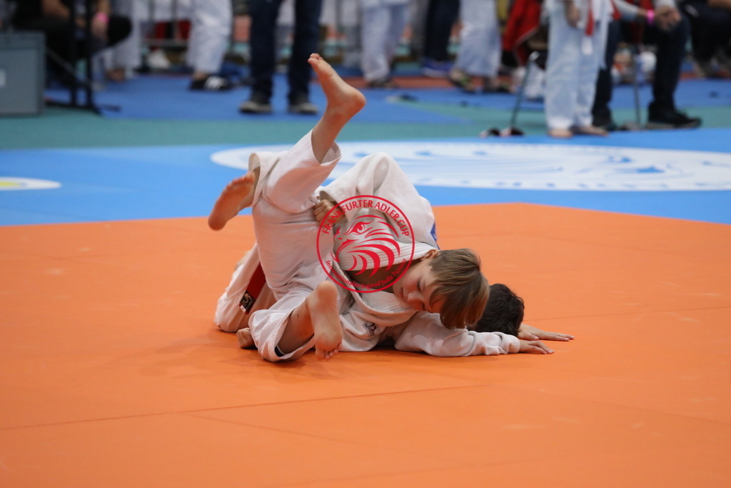 1J7A3156 | Fotos vom Adler Cup - Pictures from Adler Cup

Hier findet Ihr alle Eindrücke und großen Momente der Adler Cup Wochenenden. Here you will find all impressions and great moments of the Adler Cup weekends. - Realisiert mit Pictrs.com