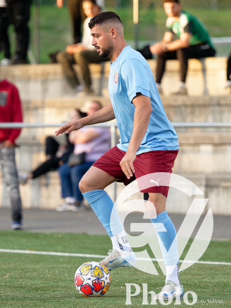US Carouge II  v Viseu United  - 4eme ligue Groupe 3 | Geneva, Switzerland - May 20 : during the 4eme ligue Groupe 3  match between US Carouge II  and Viseu United  at Stade de la Fontenette  on May 20 , 2026 in Geneva, Switzerland.