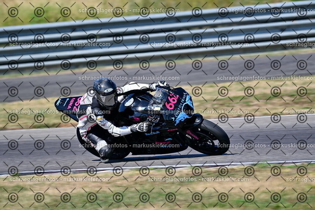 26bt04-0592 | markuskiefer.com - Realisiert mit Pictrs.com
