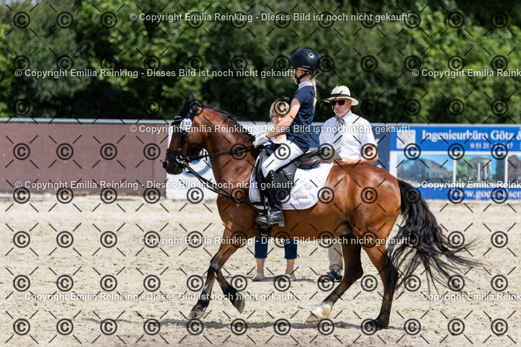 CL5A3801 | Emilia Reinking Fotografie - Realisiert mit Pictrs.com