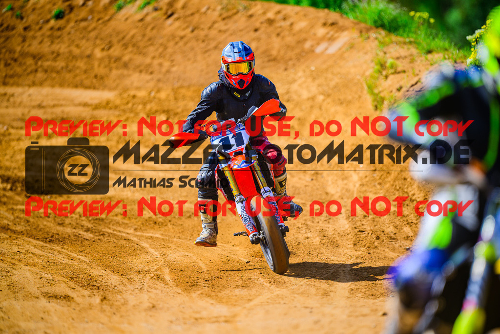 MaZZes_FotoMatrix_240511_6007705_1466 | S4