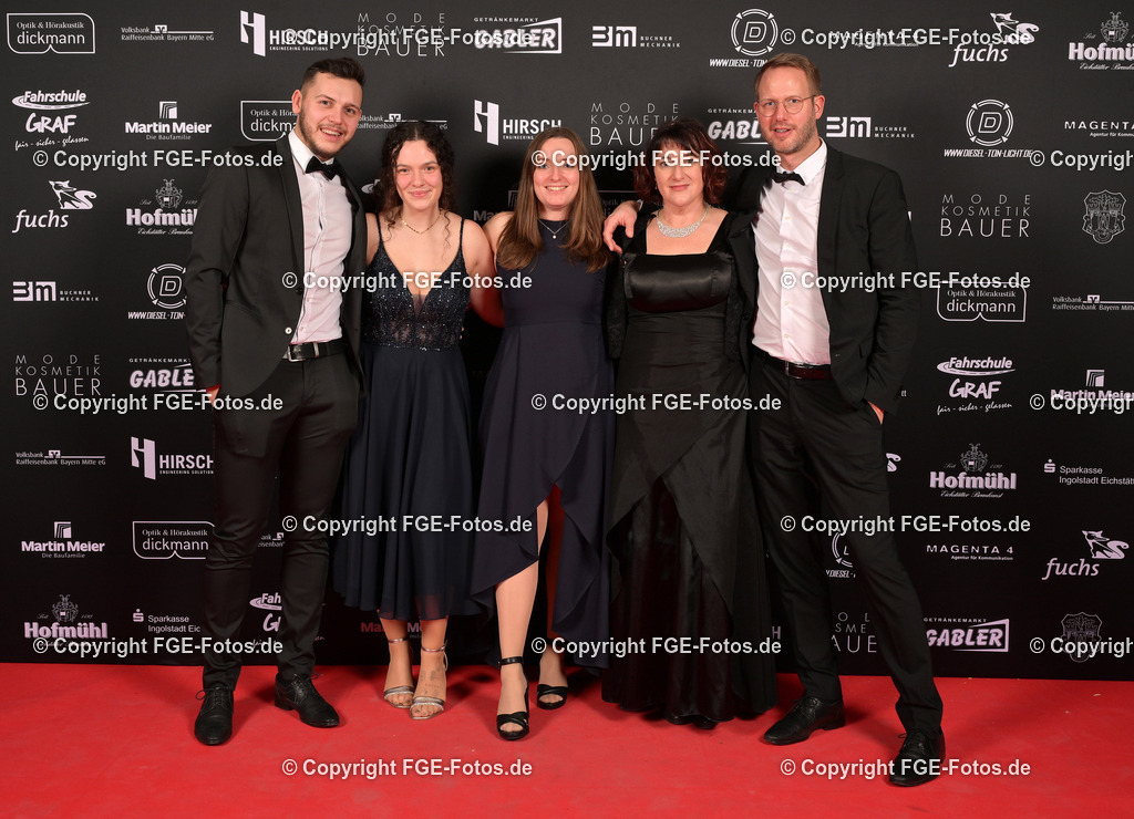 20240114-fge-fotos-0428 | Eröffnungsball der FGE am 14.01.2024 im Alten Stadttheater in Eichstätt. - Realisiert mit Pictrs.com