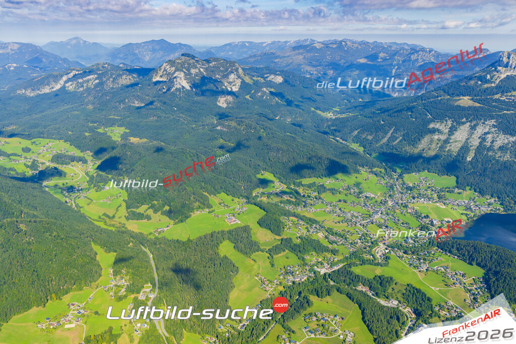 Luftaufnahme von Altaussee - Die Luftaufnahme wurde 2025 vom UL-Flugzeug heraus erstellt ( keine Drohne ) - Hochauflösende Luftaufnahme - für professionelle Ausdrucke geeignet. Die Geschenkidee !Mit Lizenz und Bildrechte bestellbar