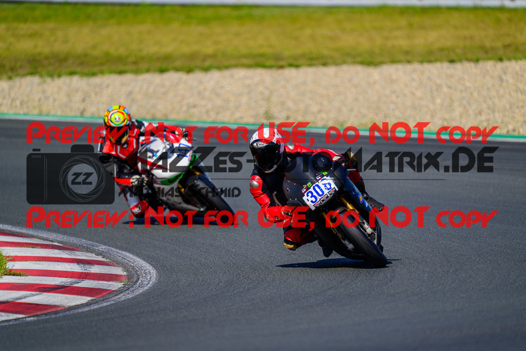 MaZZes_FotoMatrix_240724_6007705_2-182 | BLAU