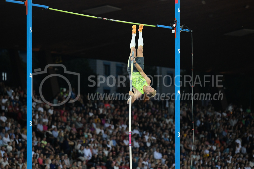Leichtathletik: Weltklasse Zürich | 08.09.2022, Zürich, Letzigrund, Leichtathletik: Weltklasse Zürich, BROEDERS Ben (BEL) im Stabhochsprung der Männer. - Realisiert mit Pictrs.com