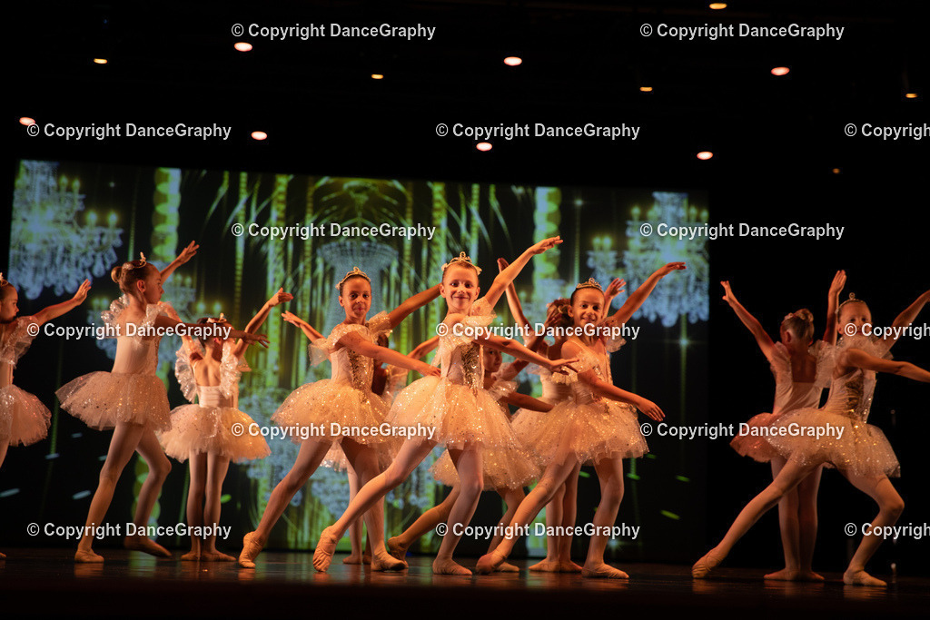 GPHY5379 | DanceGraphy - Realisiert mit Pictrs.com