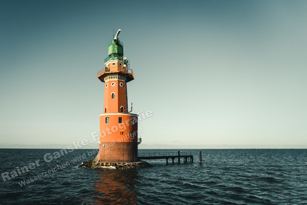 20220723 Leuchtturm Hohe Weg 8532 | Onlineshop mit Bildern von Stränden, Häfen und Meer. Leinwände, Poster, Kalender und andere Materialien erhältlich. Kommerzielle Lizenzen möglich.  - Realisiert mit Pictrs.com