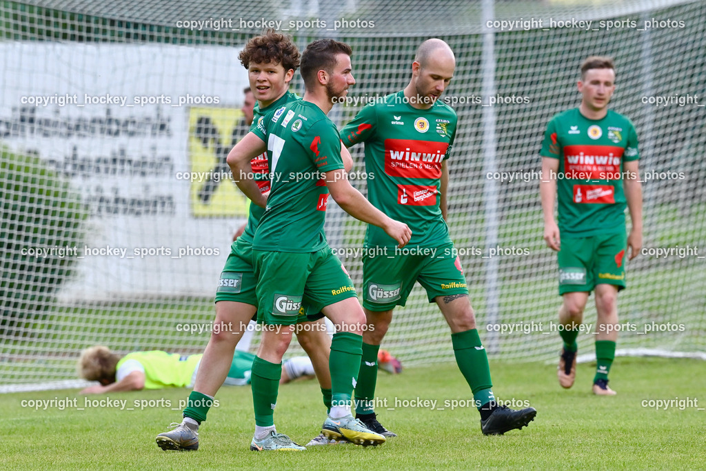 WSG Radenthein vs. SV Rapid Lienz 9.6.2023 | #18 Oliver Gomig, Jubel SV Rapid Lienz Mannschaft, #10 Dominik Müller, #7 Antonel Cabraja