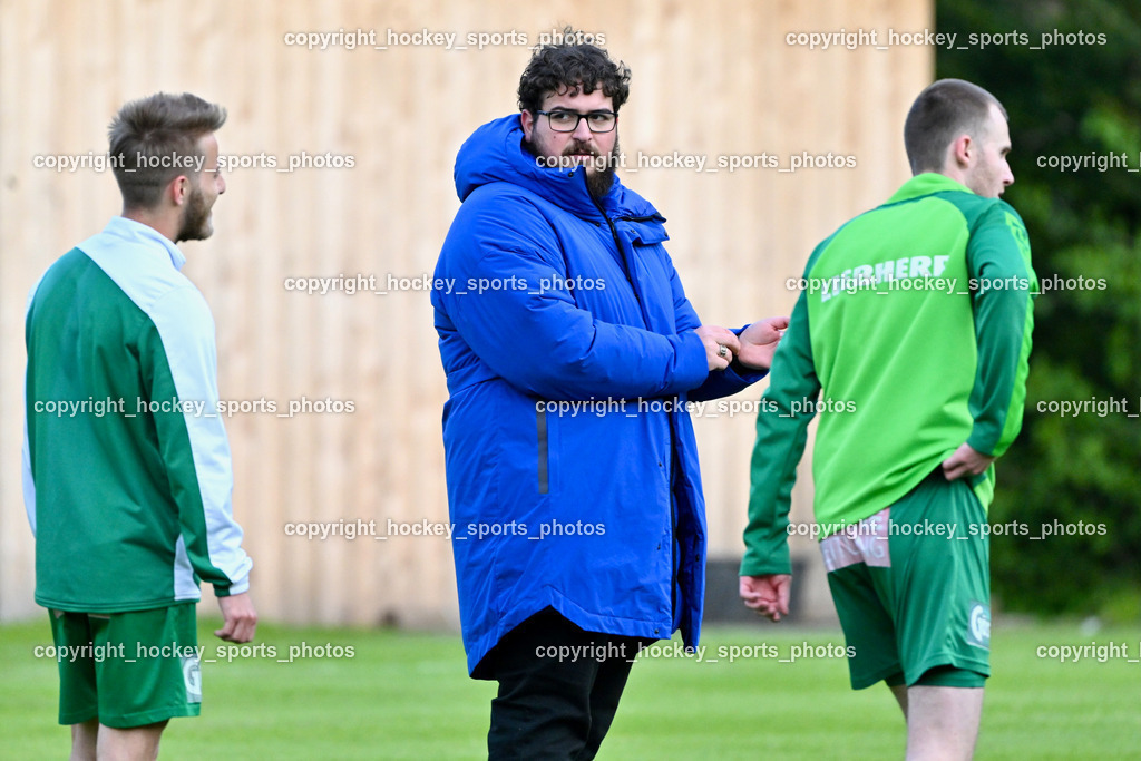 Dellach Gail vs. Rapid Lienz | Headcoach Rapid Lienz Tolga Sarisaltik, Dellach Gail vs. Rapid Lienz, Dellach Gail vs. Rapid Lienz am 26.04.2024 in Dellach (Sportplatz Dellach Gail), Austria, (Photo by Bernd Stefan)