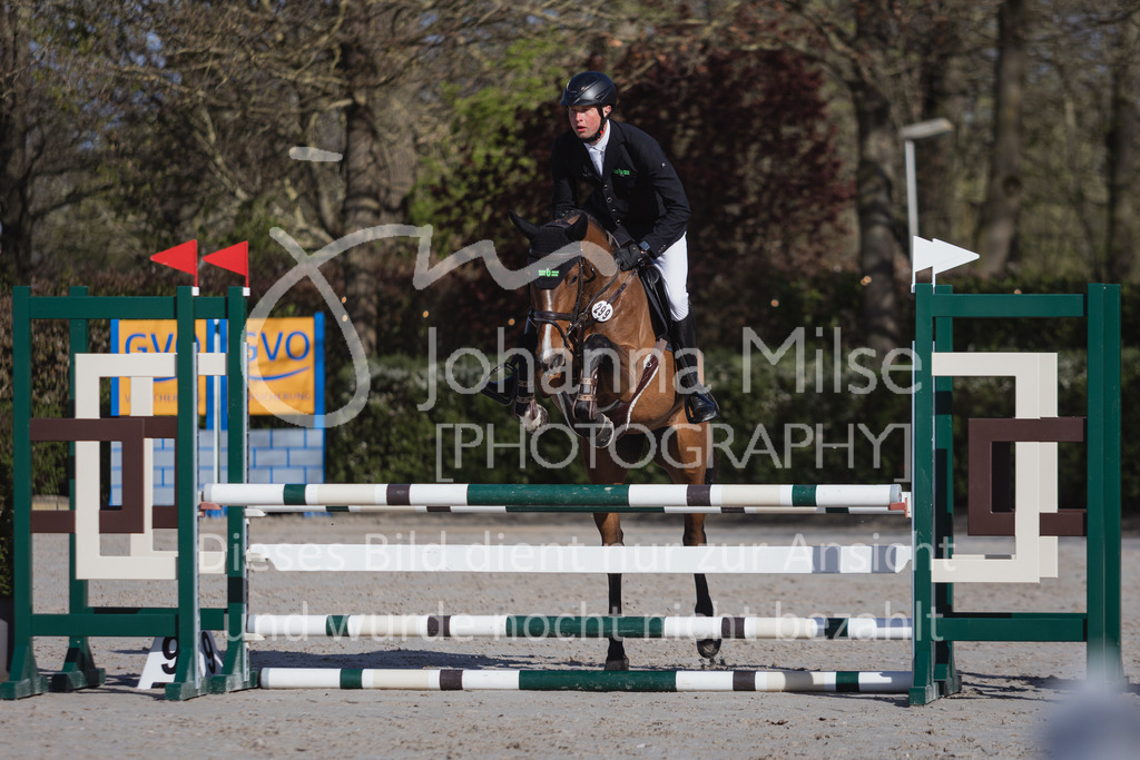 230425_Lemwerder_SprPf-A1St-111 | Deine schönsten Turniermomente als professionelle Fotos! Entdecke hochwertige Pferdesport-Fotografie im Online-Shop. Jetzt Fotos finden & bestellen!