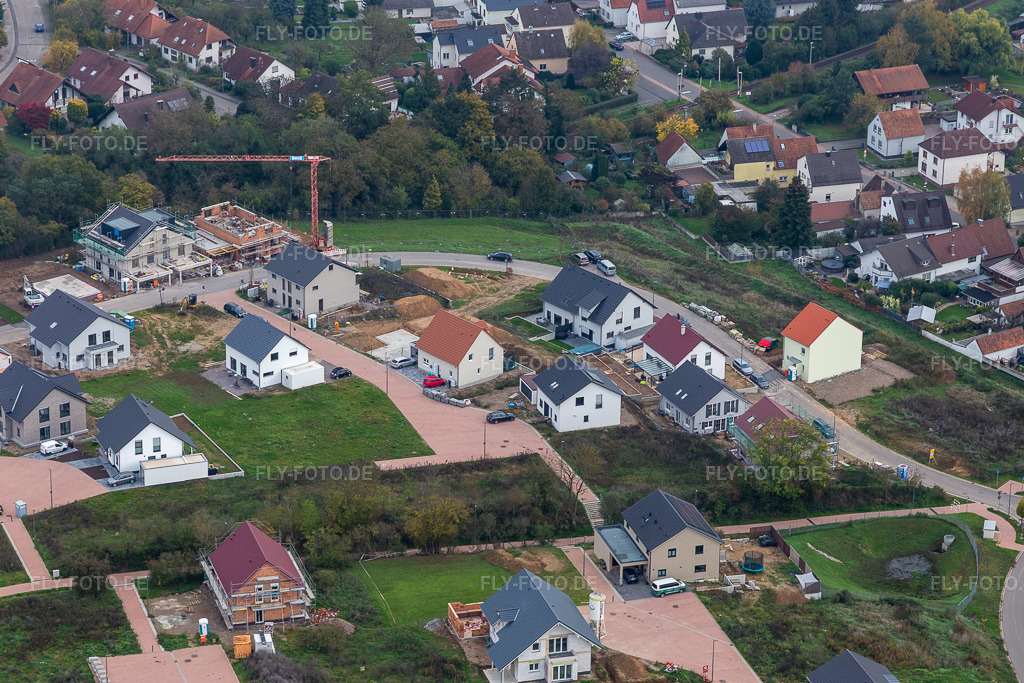 Luftbild: Neubaugebiet K2 in Kandel im Bundesland Rheinland-Pfalz in Deutschland. Foto: IMG_135165.jpg vom 06.11.2022 durch Werner Riehm/FLY-FOTO.de
