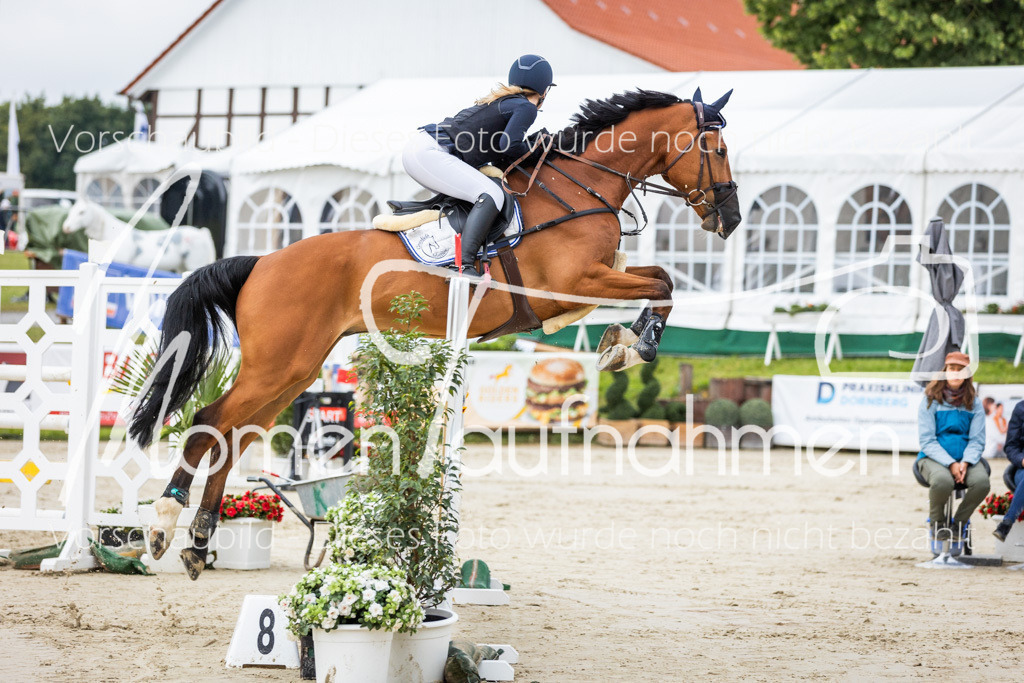 BHO-2PhSpr-M-091 | MomenTaufnahmen Pferdesportfotos