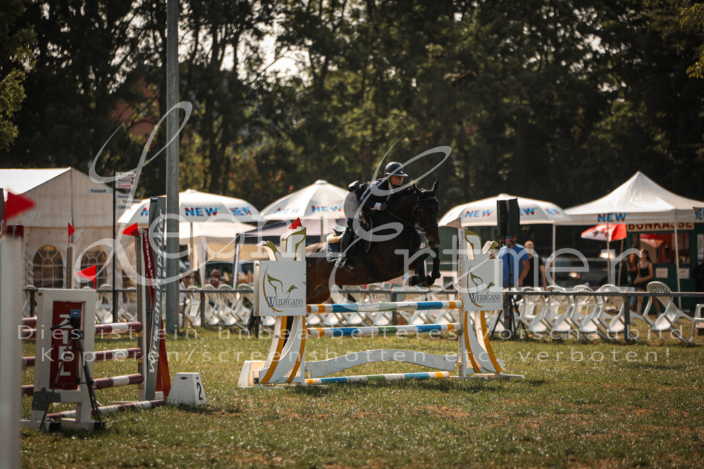 13.FrPfA00123 | Leoni Ertmer Photography - Realisiert mit Pictrs.com