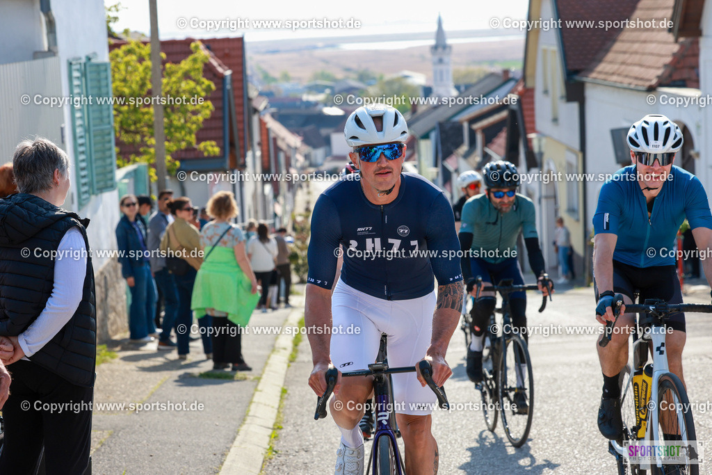 457_AR6_8901 | Neusiedlersee Radmarathon 2026@sportshot_your_pictrs #yourpictures#roadtowm2029 #nrm #neusiedlerseeradmarathon #neusiedlersee #neusiedlerseetourismus #burgenland #mörbisch #nrm26 #burgenlandtourismus #voglundco #poweredbyburgenlandtourismus #radsport #rad #marathon #ucigranfondo #visitburgenland #ucigranfondoworldseries