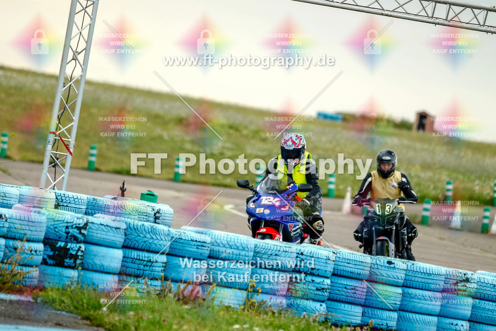 Chambley Juli-1535 | Hier findet Ihr Bilder von Touristenfahrten auf der Nürburgring Nordschleife oder von anderen Veranstaltungen die ich besucht habe. Viel Spass beim Durch Schauen 