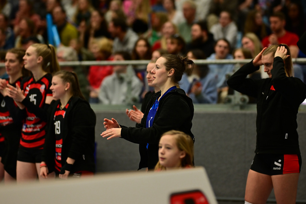 Volleyball I Frauen I Saison 2025-2026 I Bundesliga I 12. Spieltag I ETV Hamburger Volksbank Volleys - SSC Palmberg Schwerin | Der Sportfotograf. - Realisiert mit Pictrs.com