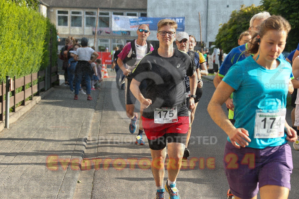 230804_1807_EX1_3707 | Sportfotografie im Rhein-Sieg Kreis, Köln, Bonn, NRW, Rheinland Pfalz, Hessen, etc. Unser Tätigkeitsfeld umfasst den Laufsport vom Volkslauf über den Marathon, Duathlon, Triathon bis zum Ultralauf wie Kölnpfad Ultra oder Schindertrail.