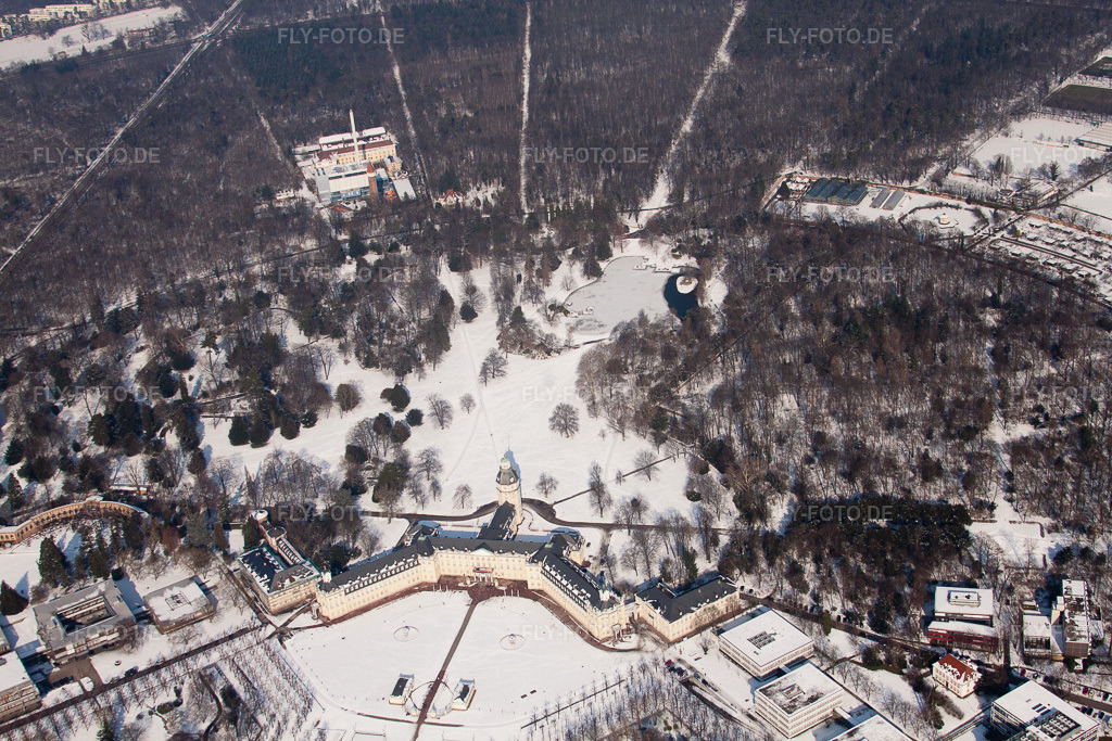 Luftbild: Schloss im Ortsteil Innenstadt-West in Karlsruhe im Bundesland Baden-Württemberg in Deutschland. Foto: IMG_24187.jpg vom 16.02.2010 durch Werner Riehm/FLY-FOTO.de