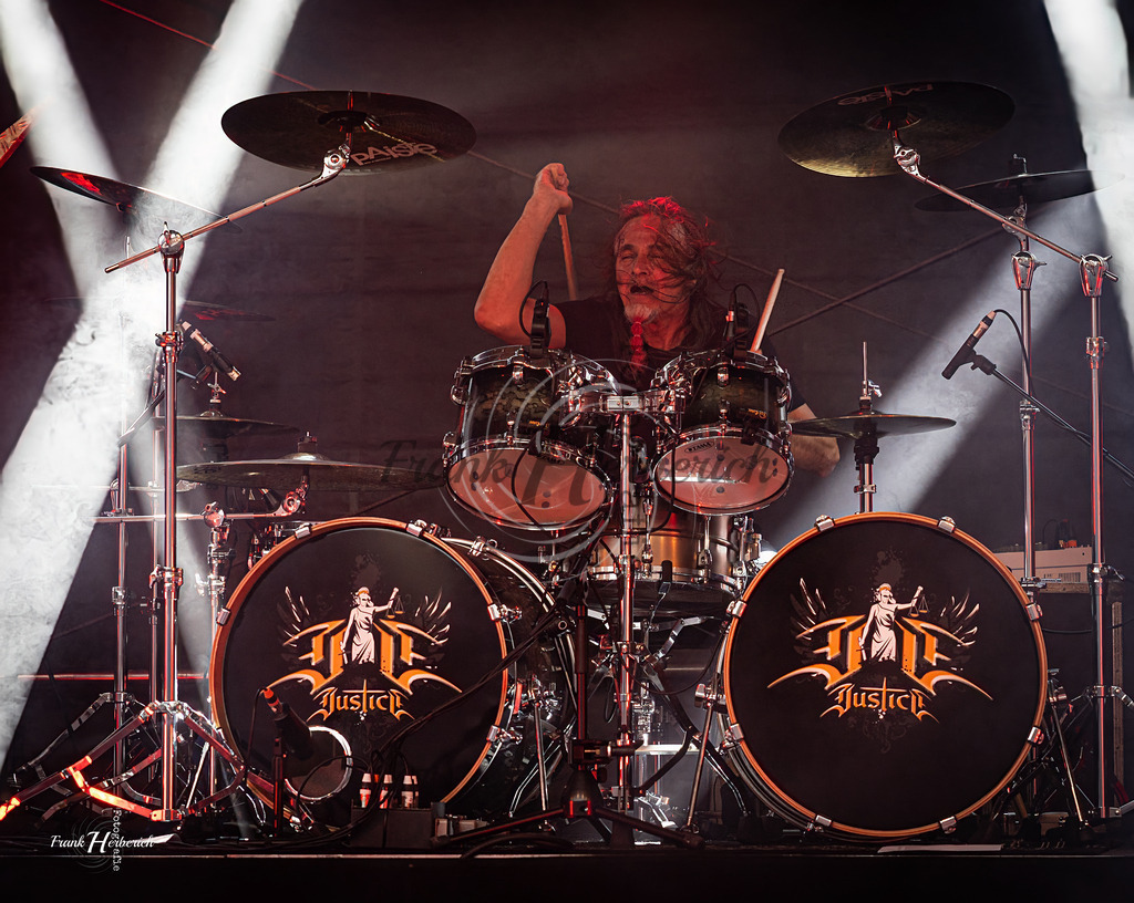 Justice 12.07.2025 Burg Wertheim | Frank Herberich Fotografie, Frank Herberich, Fotografie, Hochzeit, Portrait, St. Peter Ording, Ording, Westerhever, Nordsee, Frank Fotografie, Hardheim,  Odenwald,Walldürn, Band,Eventfotografie - Realisiert mit Pictrs.com