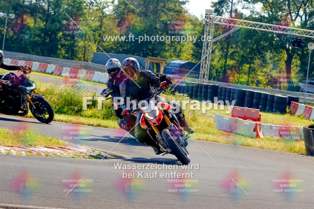 _MOT8971 | Hier findet Ihr Bilder von Touristenfahrten auf der Nürburgring Nordschleife oder von anderen Veranstaltungen die ich besucht habe. Viel Spass beim Durch Schauen 