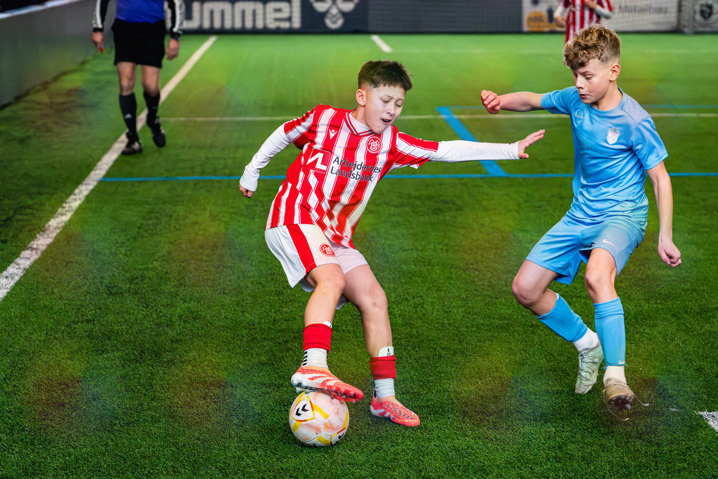_BLR9734 | Professionelle Fußball- und Sportfotografie. Spielbilder online ansehen und kaufen – Einzelbilder oder komplette Galerien in hoher Qualität. - Realisiert mit Pictrs.com