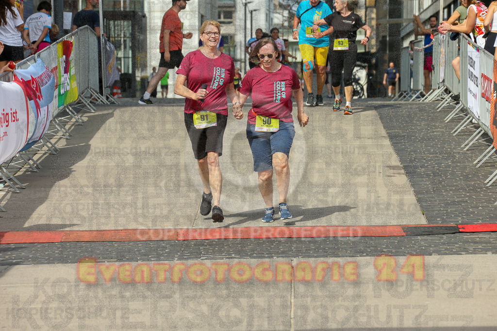 250920_1348_EX1_6719 | Sportfotografie im Rhein-Sieg Kreis, Köln, Bonn, NRW, Rheinland Pfalz, Hessen, etc. Unser Tätigkeitsfeld umfasst den Laufsport vom Volkslauf über den Marathon, Duathlon, Triathon bis zum Ultralauf wie Kölnpfad Ultra oder Schindertrail.