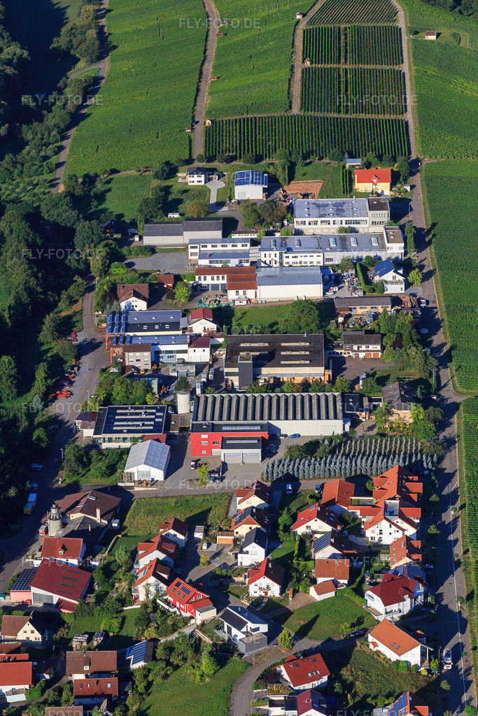 Luftbild: Gewerbegebiet Ruit mit Plastec GmbH und Krause Kunststoff GmbH in Cleebronn im Bundesland Baden-Württemberg in Deutschland. – Foto: IMG_093849.jpg vom 23.08.2016 durch Werner Riehm/FLY-FOTO.de – Auflösung des Originals: 3648 x 5472 px – Wir | Krause Group – Wir | Krause Group