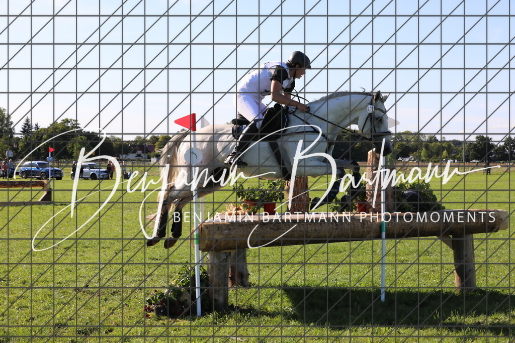 AZ2A1112 | Benjamin Bartmann Photomoments