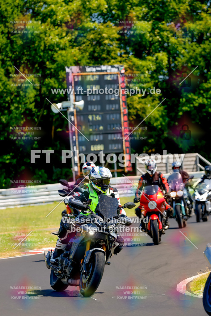_MOT9431 | Hier findet Ihr Bilder von Touristenfahrten auf der Nürburgring Nordschleife oder von anderen Veranstaltungen die ich besucht habe. Viel Spass beim Durch Schauen 