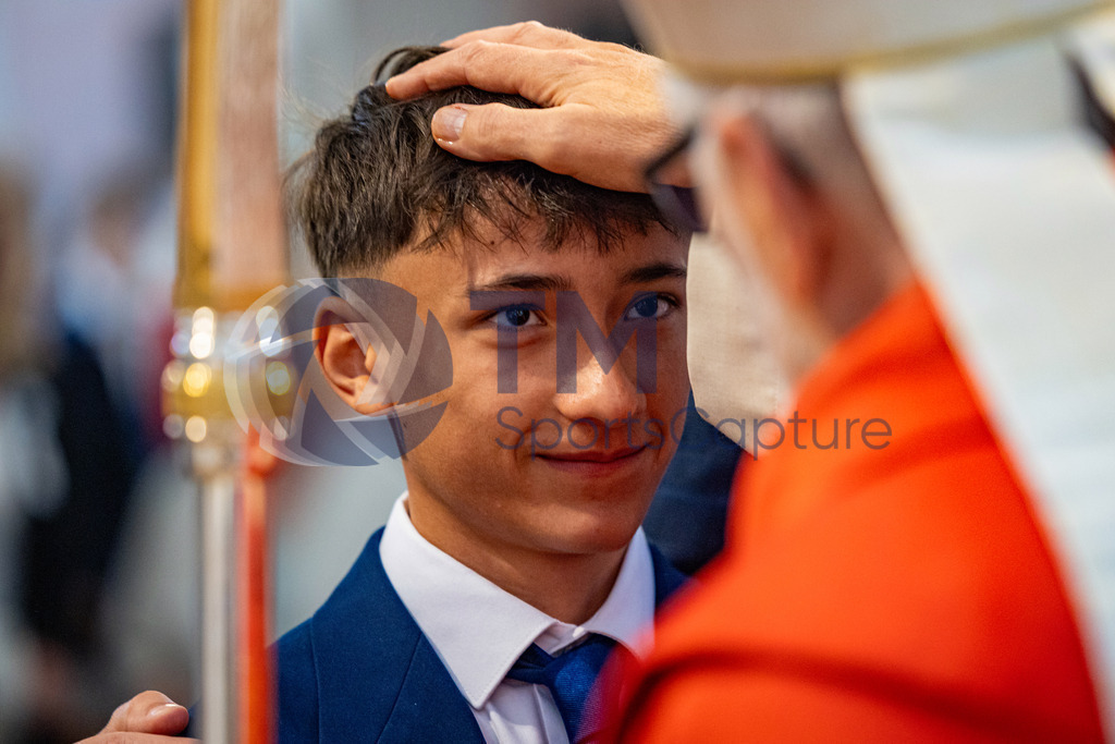 Trainproduction-20240519-1 | Firmung Klagenfurt-Dom 19.05.2024 10:30 Uhr