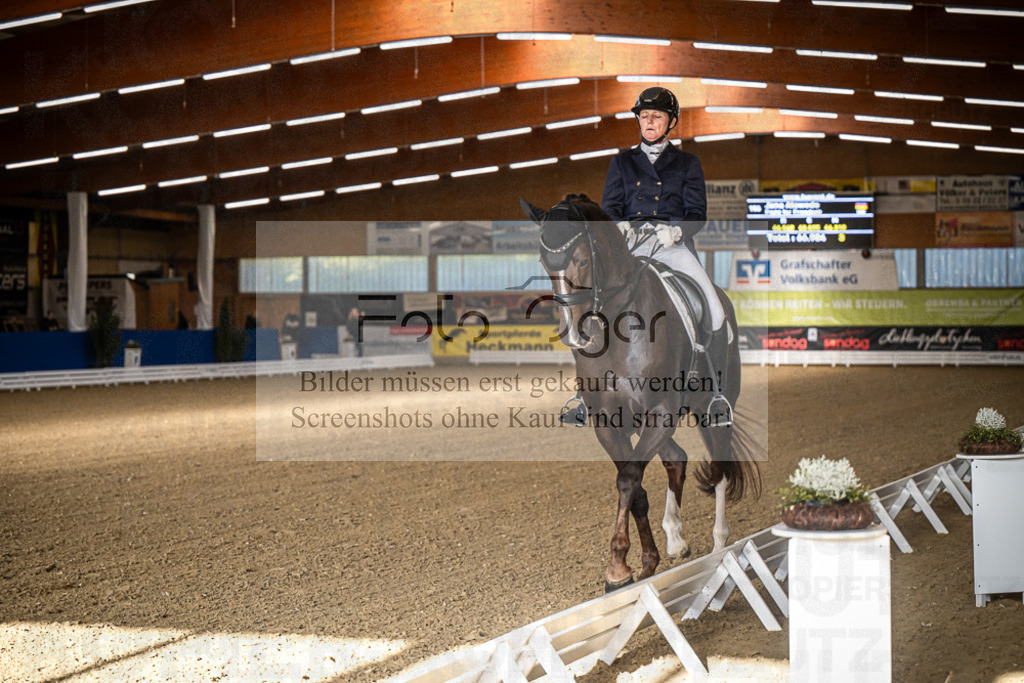 DOS_2798 | Entdecke hochwertige Reitturnierfotos von Foto Oger. Professionell, emotional und authentisch – jetzt Lieblingsmomente im Shop bestellen.Deutschlandweite Turnierfotografie. - Realisiert mit Pictrs.com
