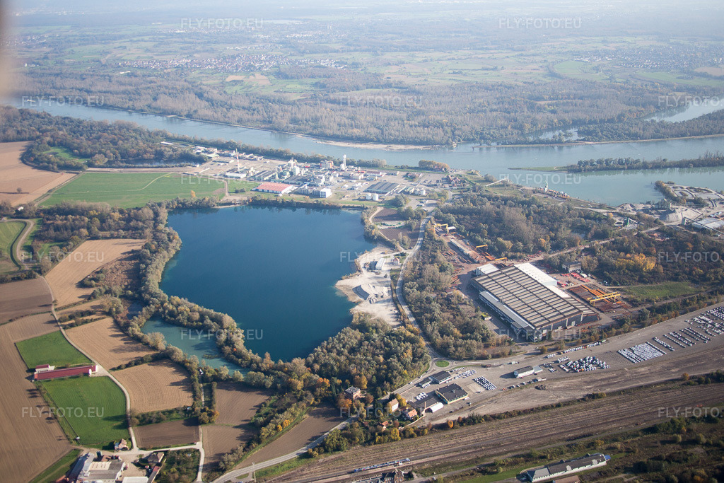 Vue aérienne: Vue de la ville à Lauterbourg dans le département Bas Rhin, France. Photo: IMG_075818.jpg prise le 02/11/2014 par Werner Riehm/FLY-FOTO.euRésolution de l'original: 5472 x 3648 px