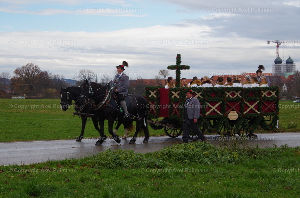 IMGP9881 | fotografiert von Axel PollmannLeonhardi Wallfahrt Benediktbeuern und Murnau, Fronleichnam, Fasching, Landschaft im Loisachtal und Benediktbeuern  - Realisiert mit Pictrs.com