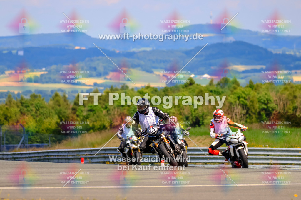 _TCM5359 | Hier findet Ihr Bilder von Touristenfahrten auf der Nürburgring Nordschleife oder von anderen Veranstaltungen die ich besucht habe. Viel Spass beim Durch Schauen 