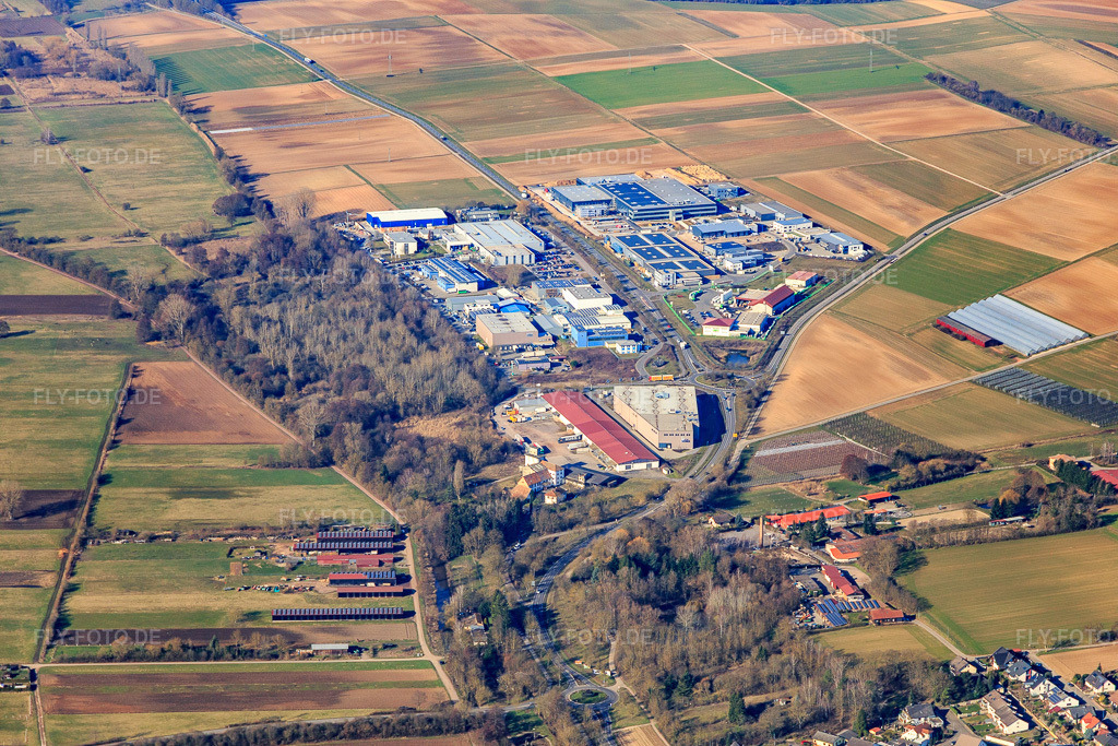 Luftbild: Gewerbepark W und W-Campus von Osten in Herxheim bei Landau im Bundesland Rheinland-Pfalz in Deutschland. Foto: IMG_125750.jpg vom 02.03.2021 durch Werner Riehm/FLY-FOTO.de