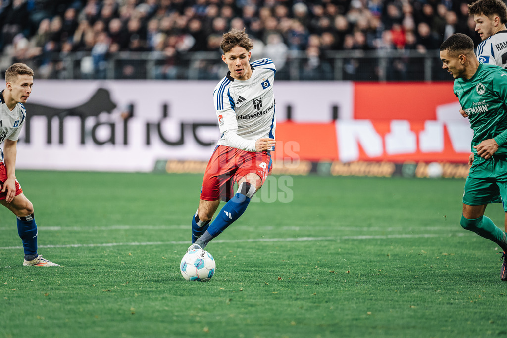 Fußball | Männer | Saison 2024/2025 | 2. Fußball-Bundesliga | 17. Spieltag | Hamburger SV vs. SpVgg Greuther Fürth | 21.12.2024 | Otto Emerson Stange (#49, HSV)