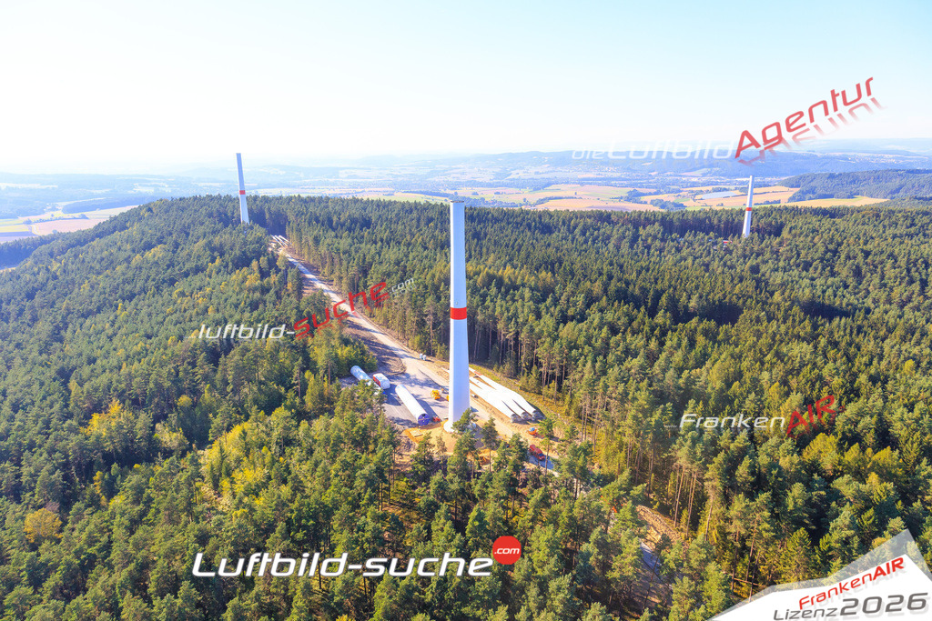 Die Luftaufnahme Windpark -  wurde vom UL-Flugzeug (keine Drohne) aus fotografiert.Hohe Druck- Auflösung-die Geschenkidee!