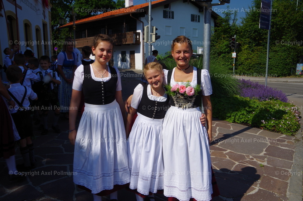 IMGP3914 | fotografiert von Axel PollmannLeonhardi Wallfahrt Benediktbeuern und Murnau, Fronleichnam, Fasching, Landschaft im Loisachtal und Benediktbeuern  - Realisiert mit Pictrs.com