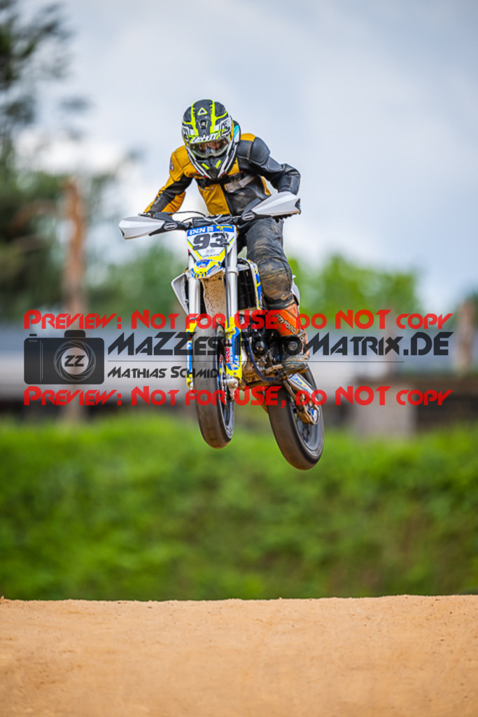 MaZZes_FotoMatrix_220528_8609 | Fotograf Mathias Schmid
Sportfotograf,
Eventfotograf,
Hochzeitsfotograf,
Portraitfotograf