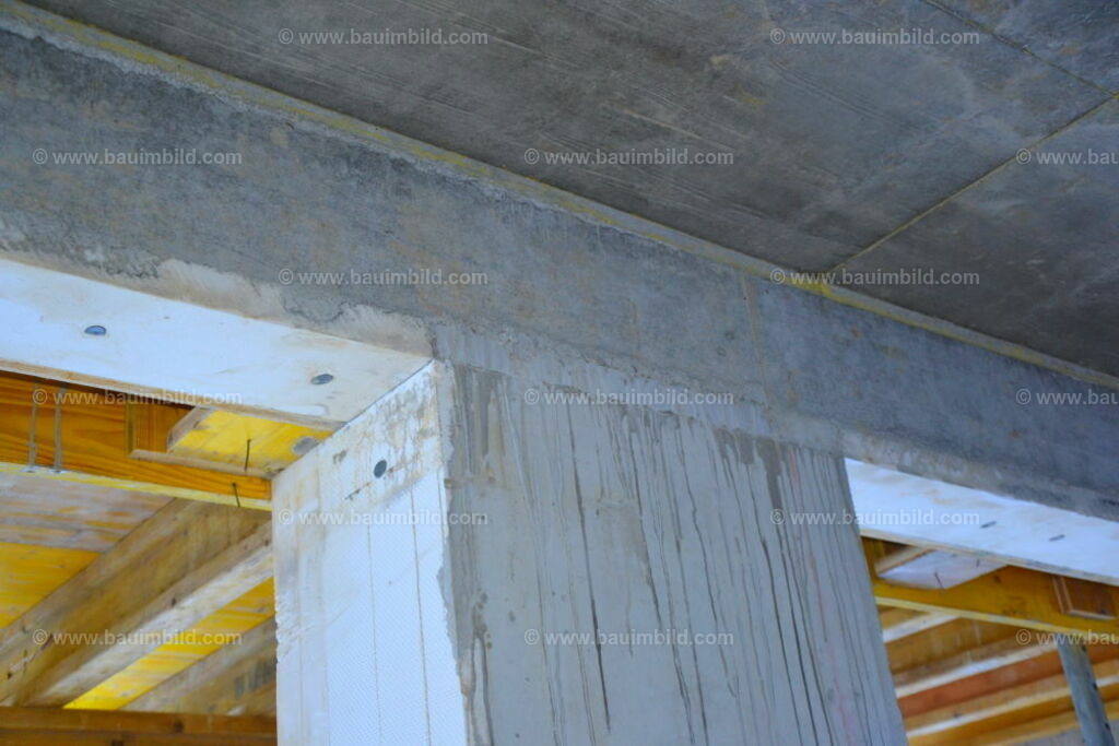 bib-lg04-sonstige-betonarbeiten-0743 | Nach LV-Leistungsgruppen sortierte Detailfotos über den Bau eines Hauses. Alle Hausbau-Bilder direkt vom Urheber und Autor der Website Haus-Selber-Bauen.com